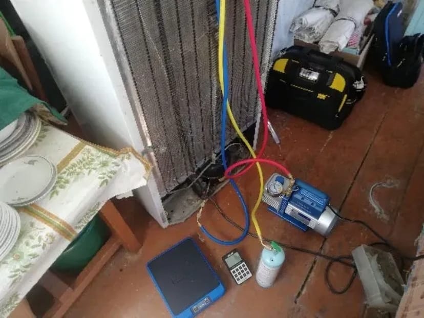 Швидкий та надійний ремонт холодильників будь-якої складності