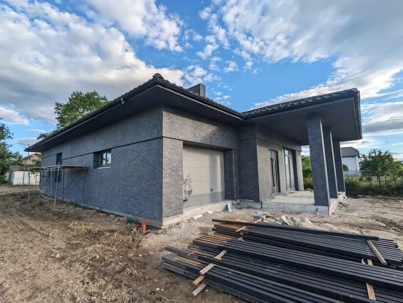 Фасадні роботи Утеплення будинків пінопластом мінватою баранець короїд