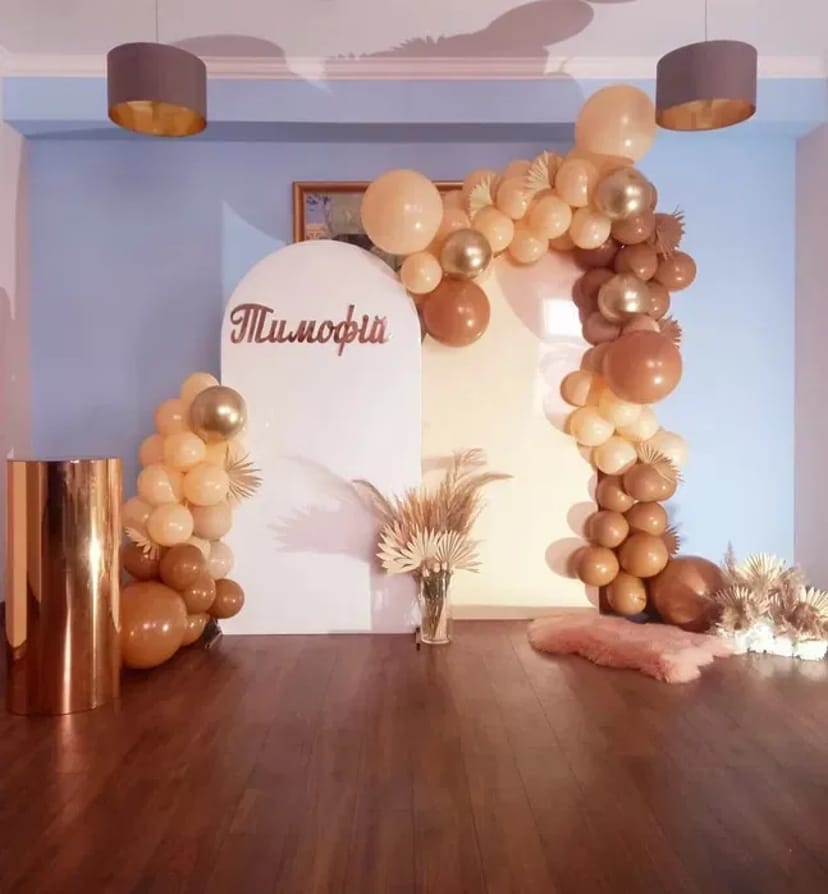 Фотозона на хрестини декор