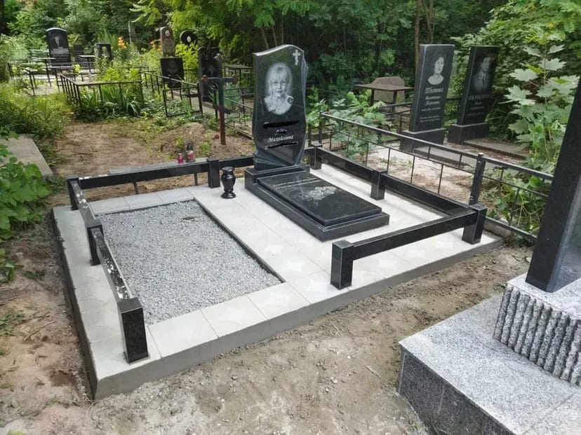 Виготовлення гранітних та бюджетних пам’ятників з гарантією якості