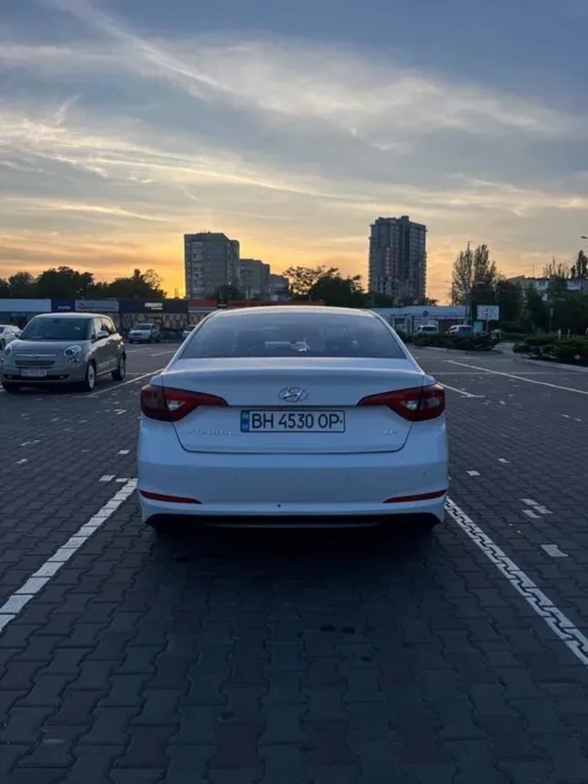 Автомобіль Hyundai