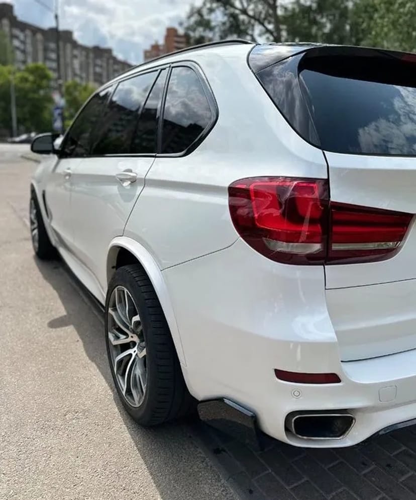 059 Джип на весілля BMW X5 білий з водієм замовити