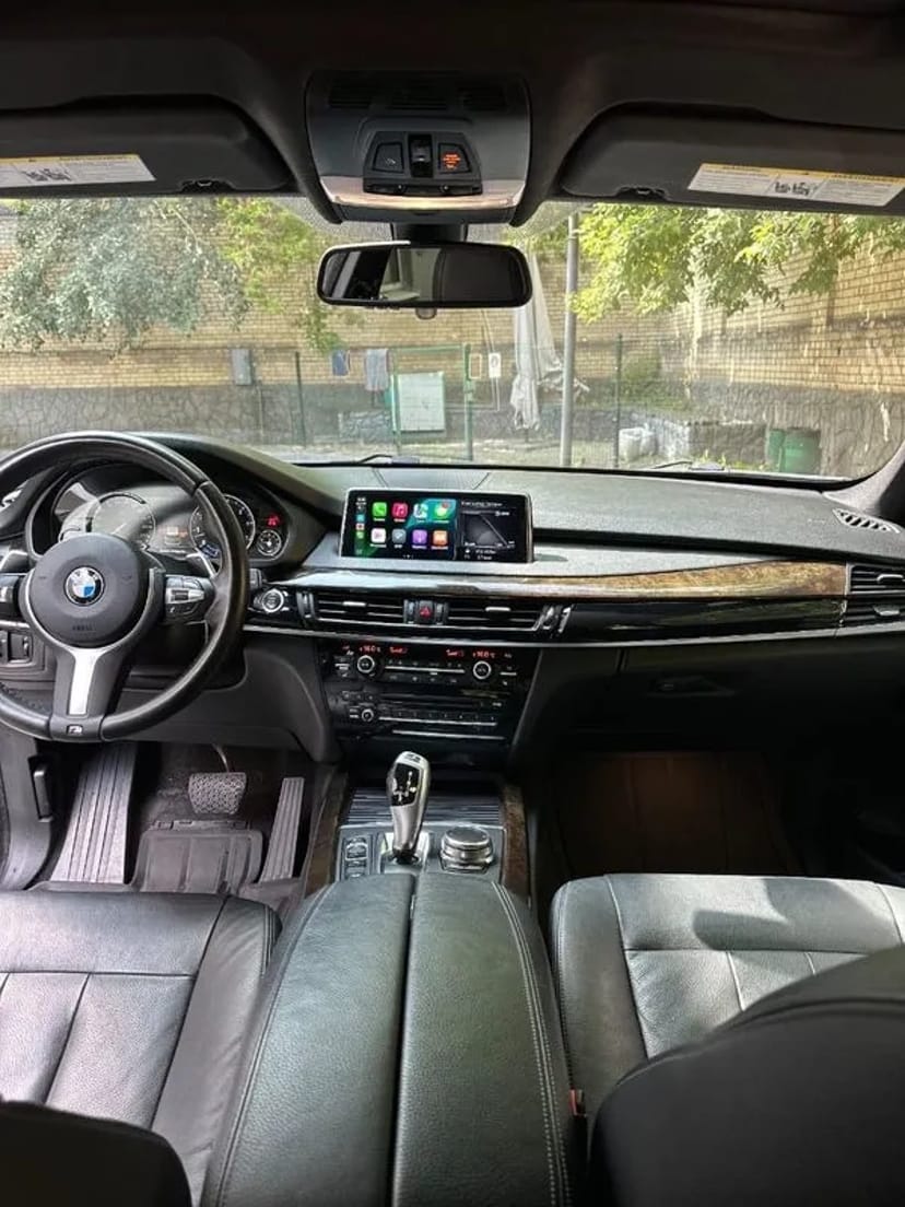 059 Джип на весілля BMW X5 білий з водієм замовити