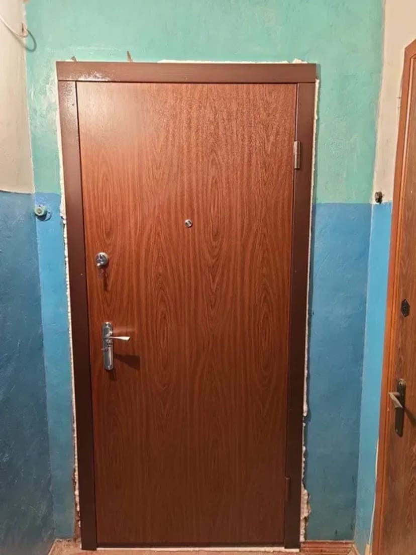 Вхідні металеві двері, ворота, решітки та навіси під замовлення