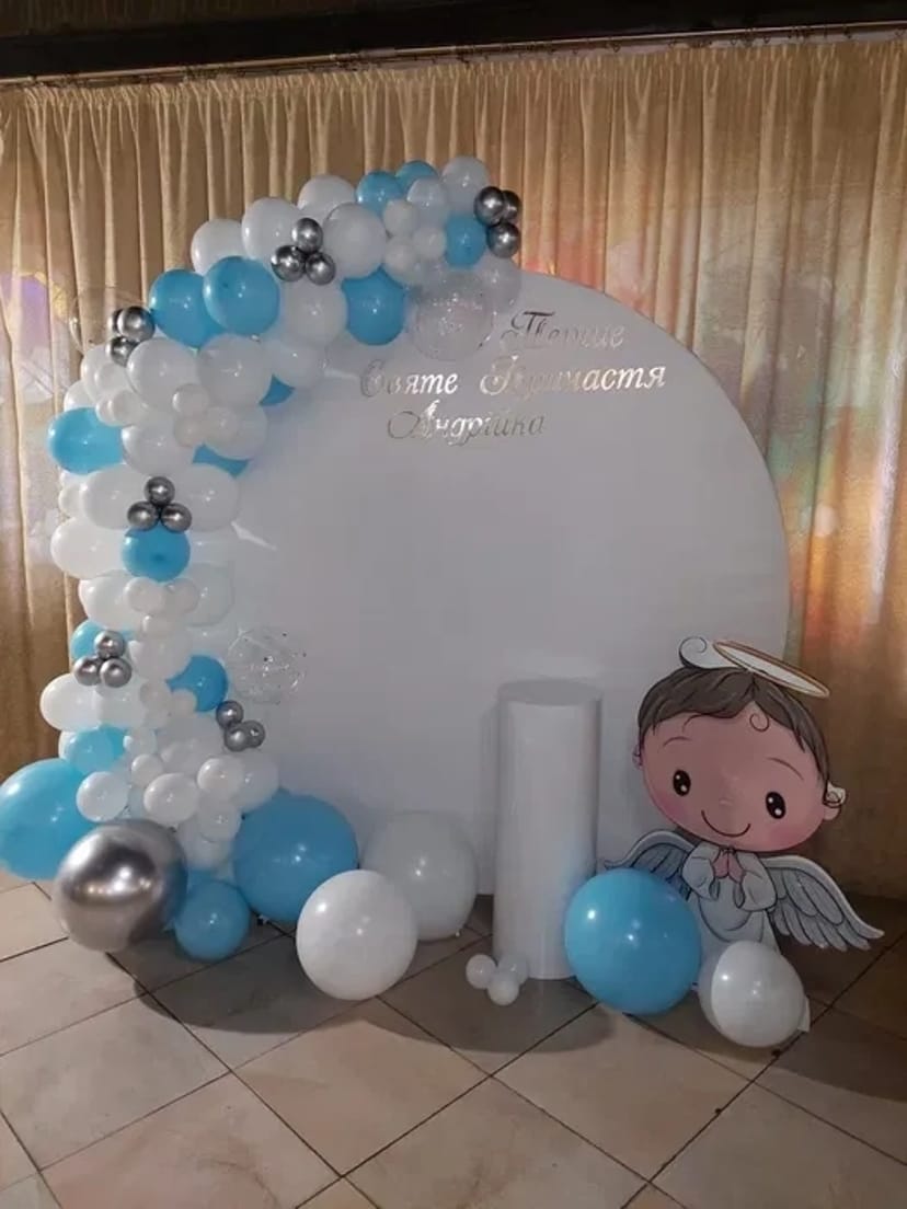 Метелики, ростові фігури, каркаси, банери, тубуси