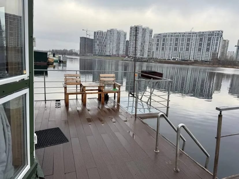Зняти будинок з банею подобово, Гідропарк, будинок на воді