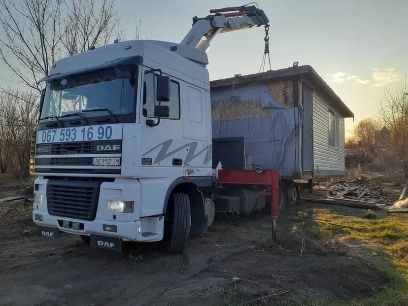 Послуги крана-маніпулятора, перевезення вантажу— професійно та вчасно!