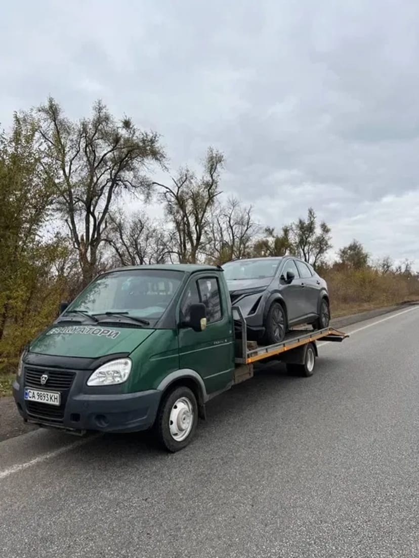 Послуги автомобільного евакуатора по Кривому Рогу та Україні. Евакуатор Кривий Ріг.