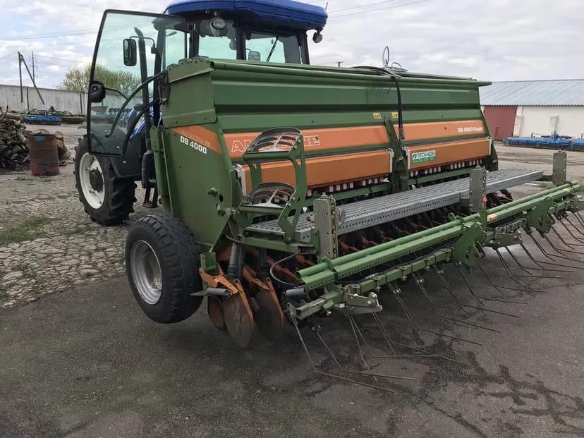 Надаємо послуги з саджання Amazone D9 4000