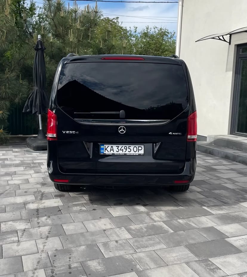 Mercedes-Benz V-Class 2016