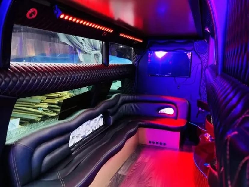 027 Автобус Limo Bus Ford F-650