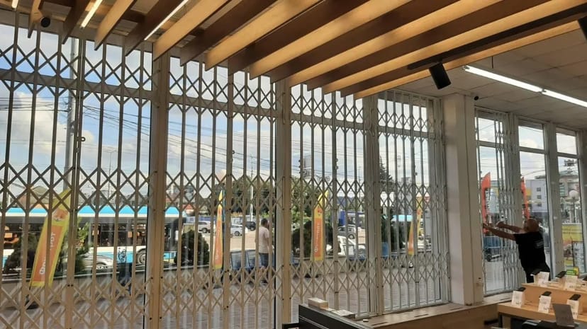 Виробництво та встановлення розсувних решіток