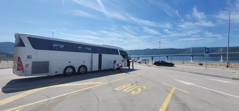 Пасажирські перевезення по Україні та за кордон у будь-які напрямки..