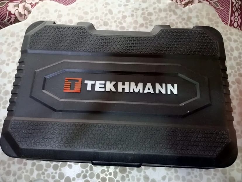 Перфоратор 10 Дж Tekhmann TRH-1800 SDS-max