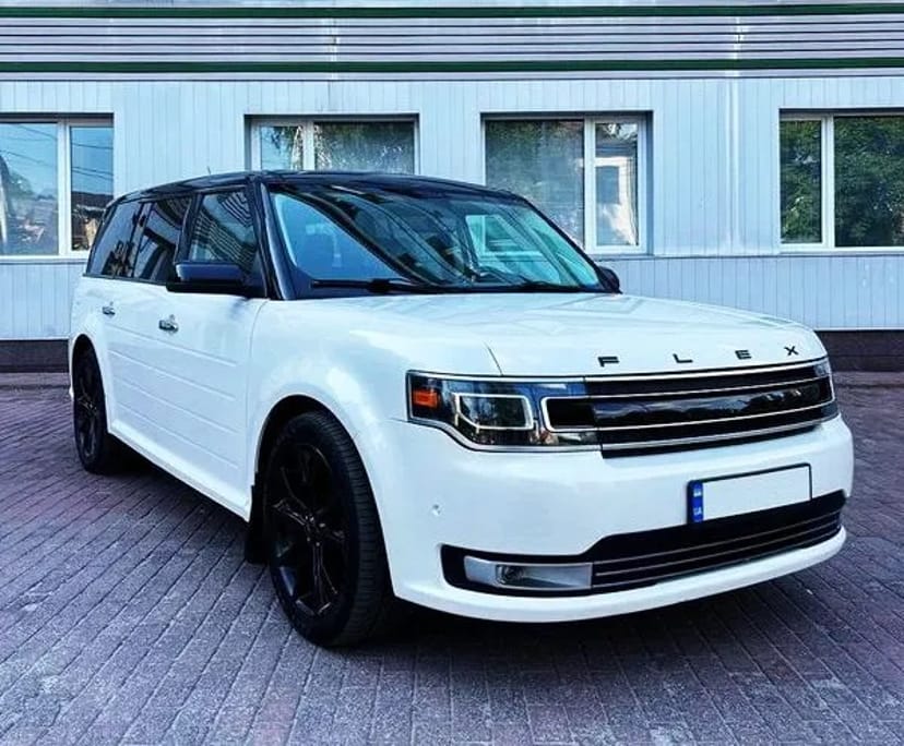 180 Позашляховик на весілля Ford Flex білий