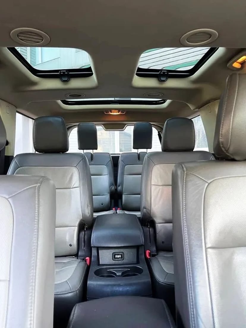 180 Позашляховик на весілля Ford Flex білий