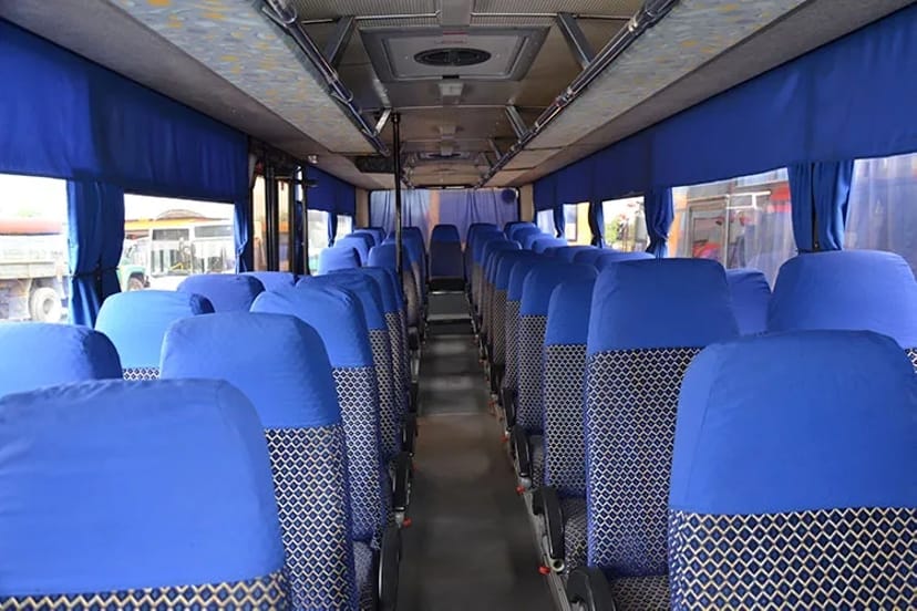 Автобус Volvo B10 на 50 місць 🚌