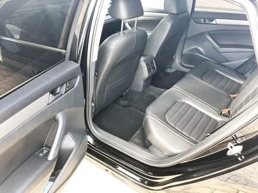 142 Авто на весілля Volkswagen Passat B8
