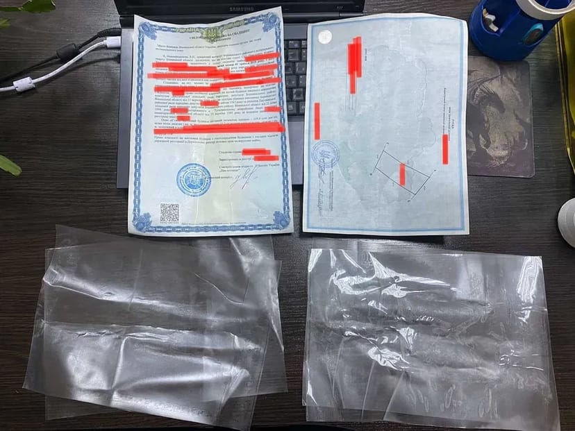 Професійне розламінування документів будь-якої складності без пошкоджень