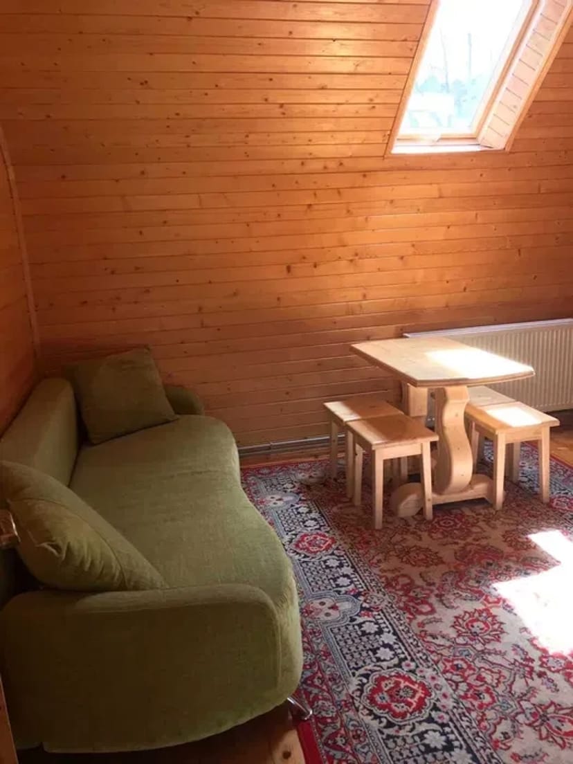 Котедж "Модрина"