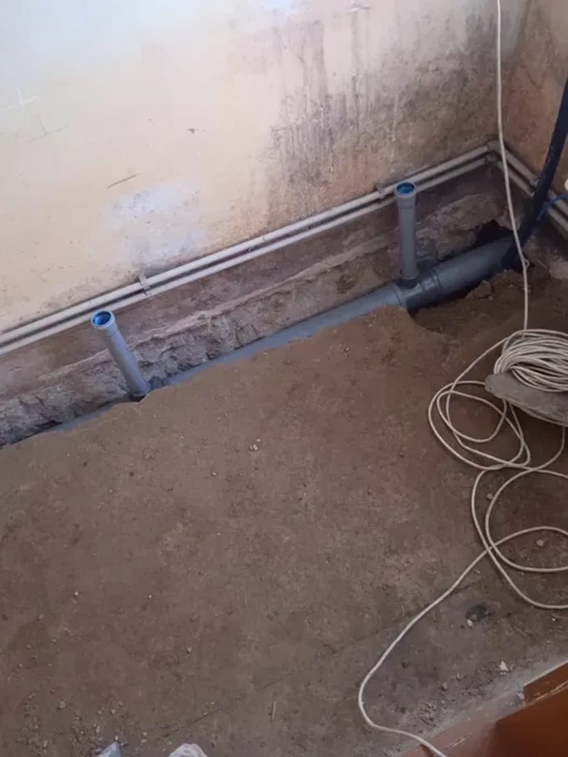 Копання вигрібних ям, копання септиків під ключ , копання каналізації