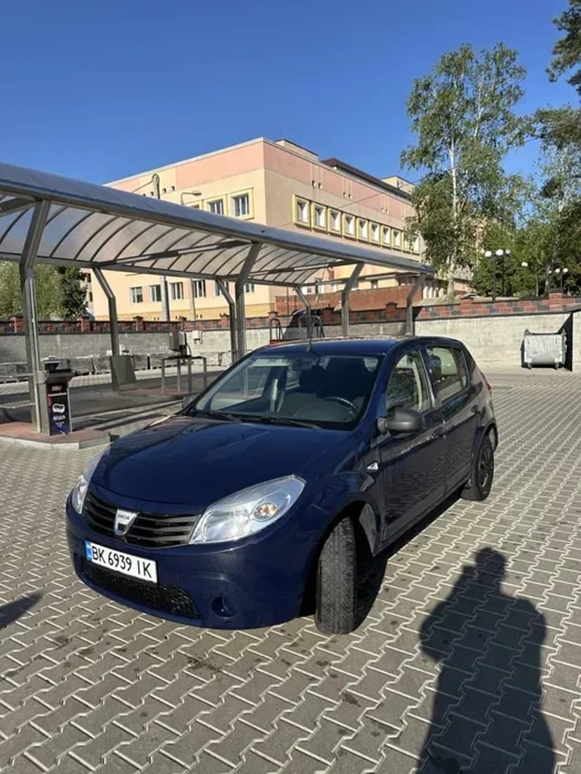 Авто Dacia Sandero