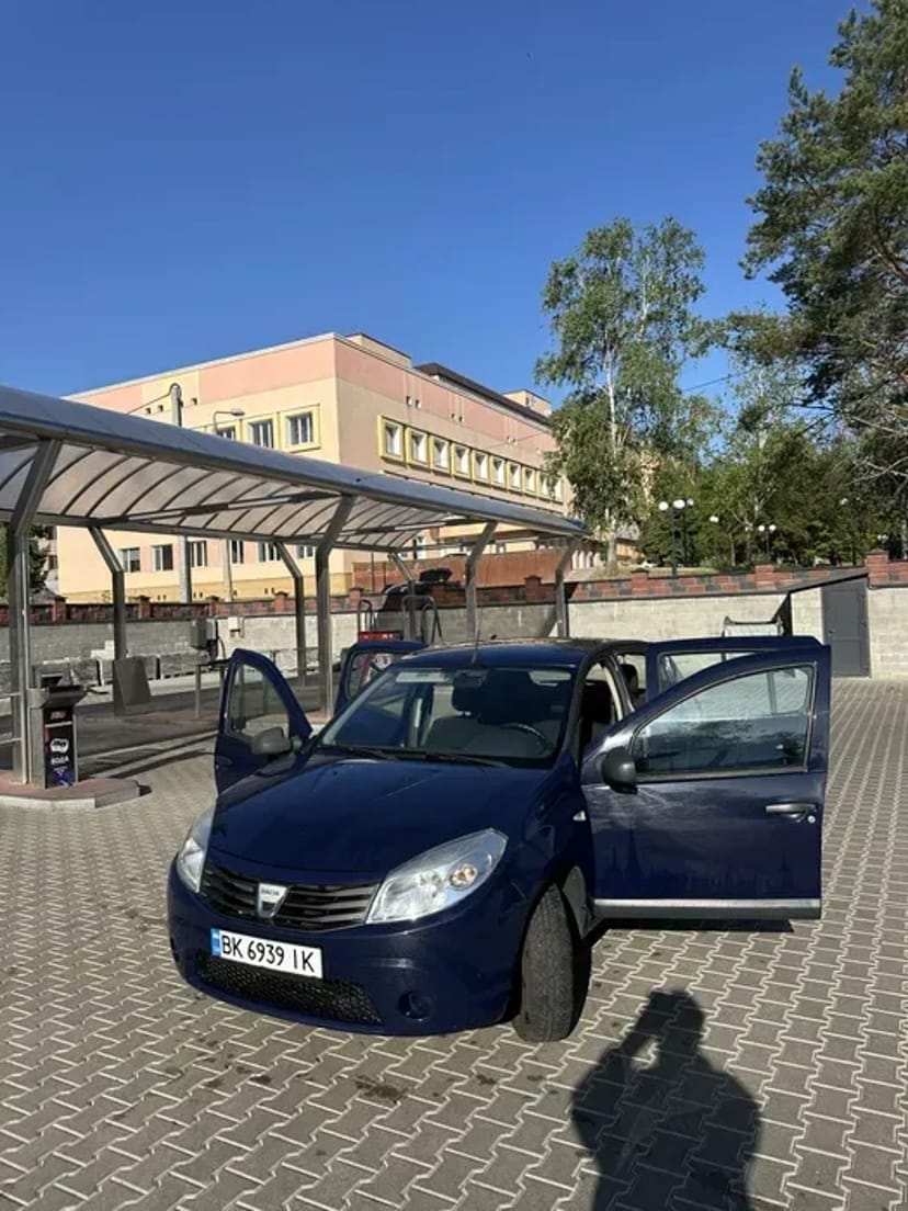 Авто Dacia Sandero