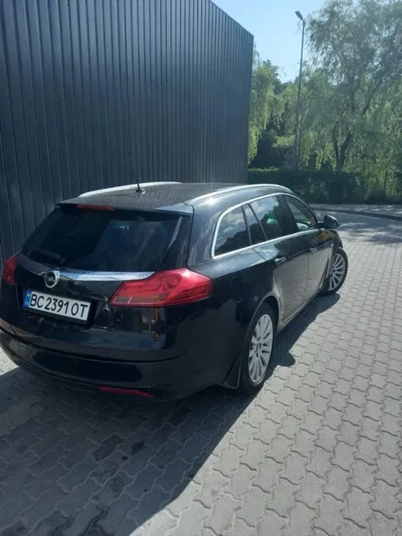 Авто «Opel insignia”