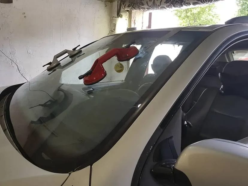 Автоскло Установка Заміна лобового скла СТО водоканал