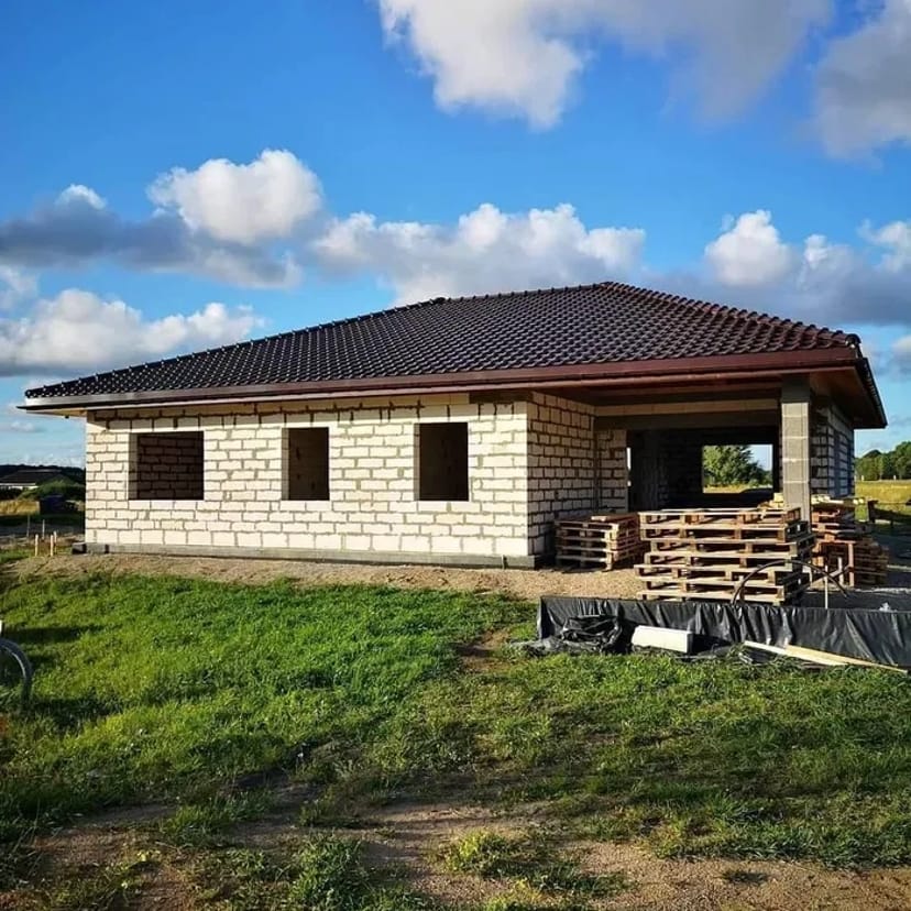 Виконуємо будівельні роботи.Будівнльники.Будівництво Будинку