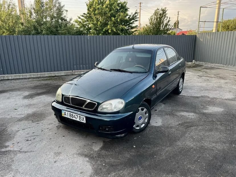 Автомобілі Daewoo Lanos 