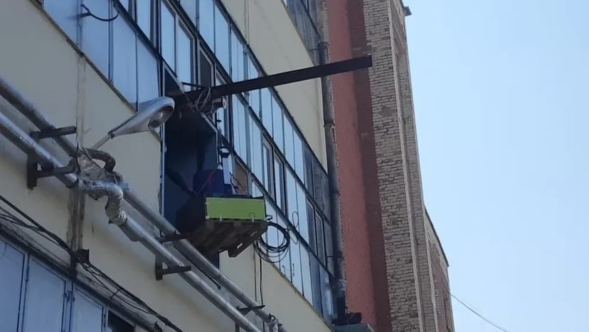 Кран у вікно 500кг. 50м.