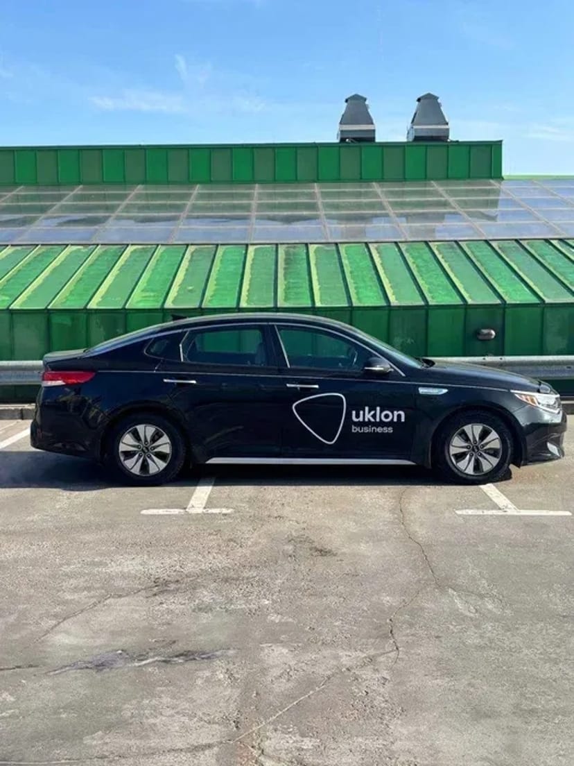 Авто під таксі.Hybrid 5-7л розхід