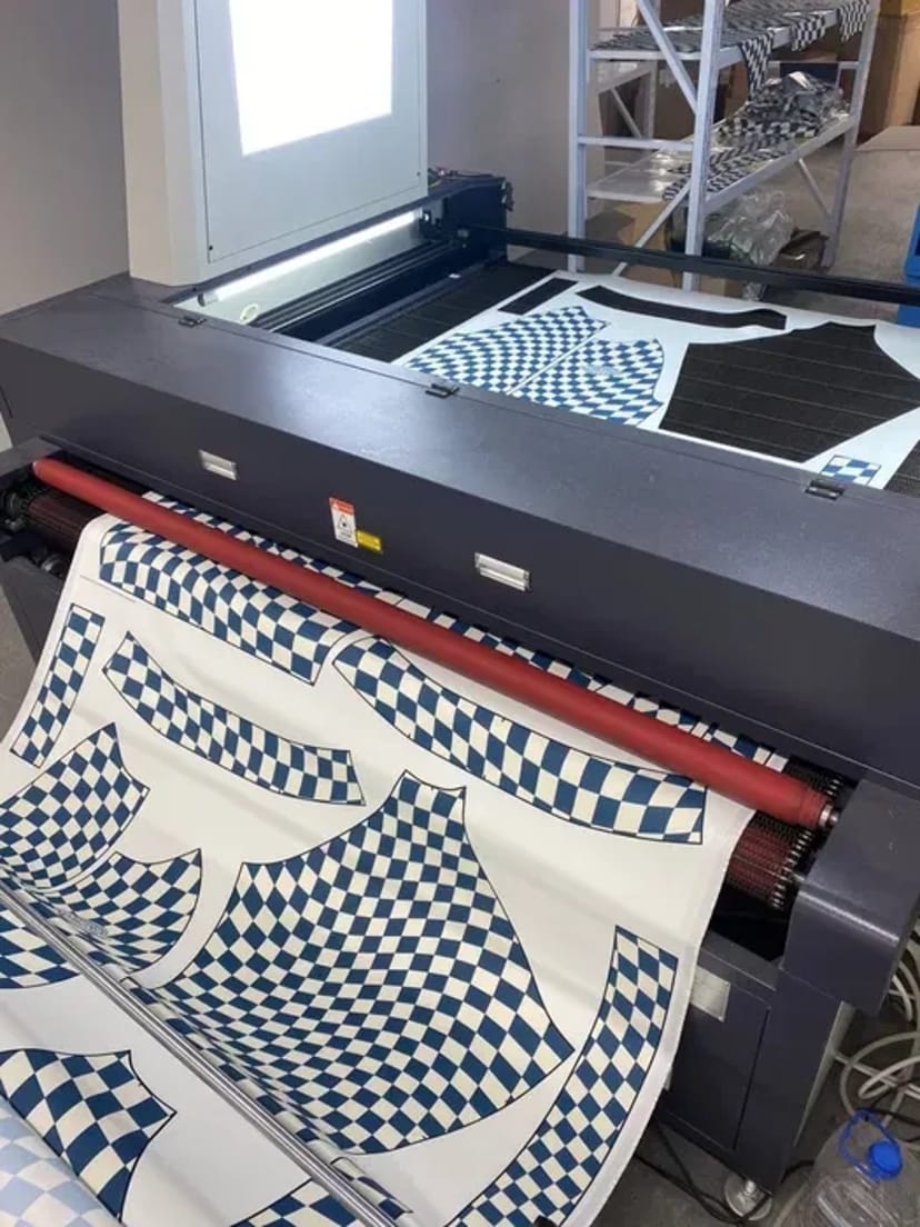 Лазерний розкрій тканини липучки оксфорду кордури