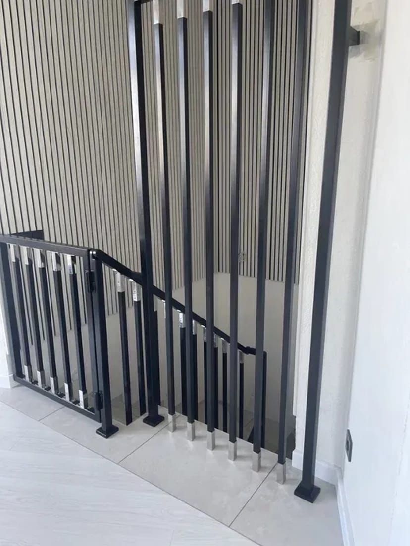 Поруччя з нержавіючої сталі, вироби з нержавіючої сталі, перила для сходів