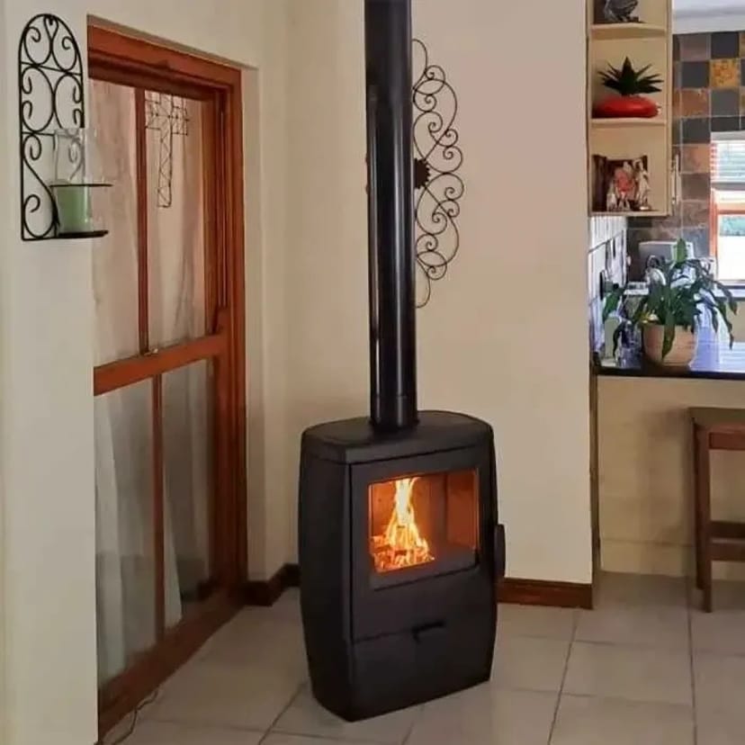 Професійний монтаж та встановлення дров'яних печей в Ужгороді: затишок та тепло у вашому домі.