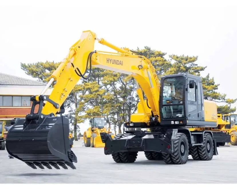 Послуги, повноповоротного екскаватора Hyundai R170W-7