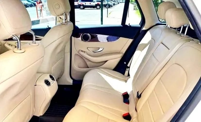 087 Позашляховик на весілля Mercedes GLC 300 білий