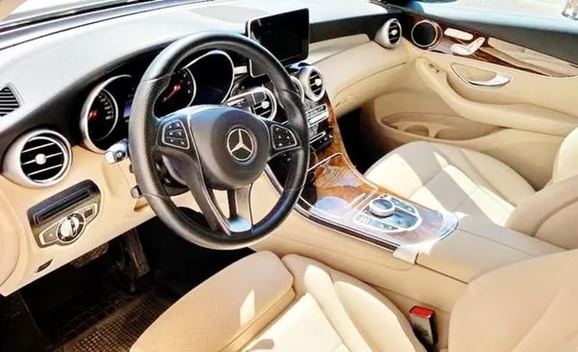 087 Позашляховик на весілля Mercedes GLC 300 білий
