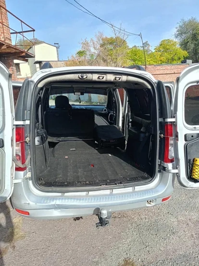 Авто універсал 2009-2010 р.в.