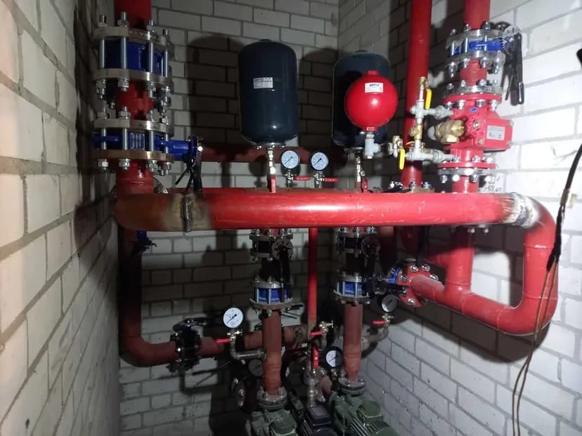 Послуги зварювальника. Монтажно-зварювальні роботи