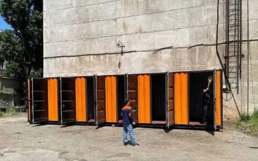 Склад міні для зберігання речей товару гараж контейнер кладовка