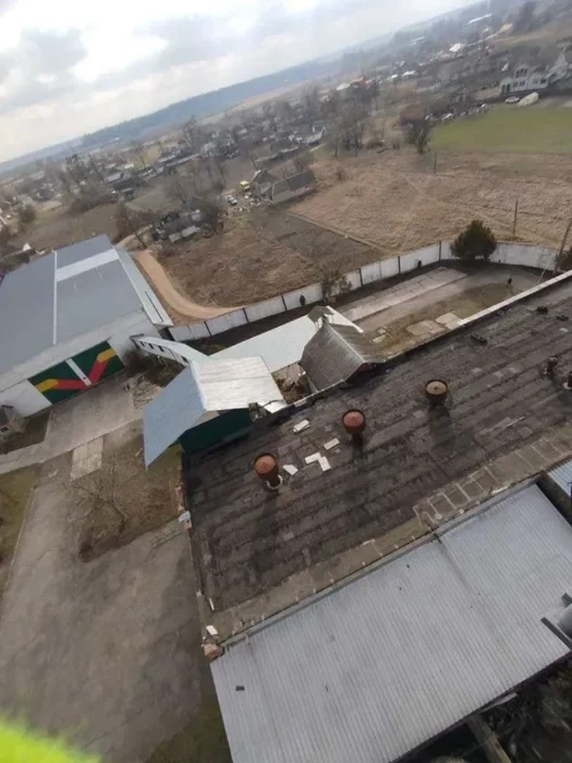 Складське приміщення , загальна площа 1200 кв. м. .Склад-підлога антипил