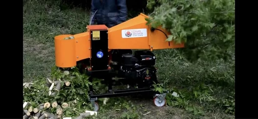 Подрібнювача гілок