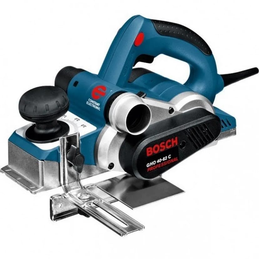 Електрорубанок Bosch GHO 26-82 D - зручний та потужний інструмент.