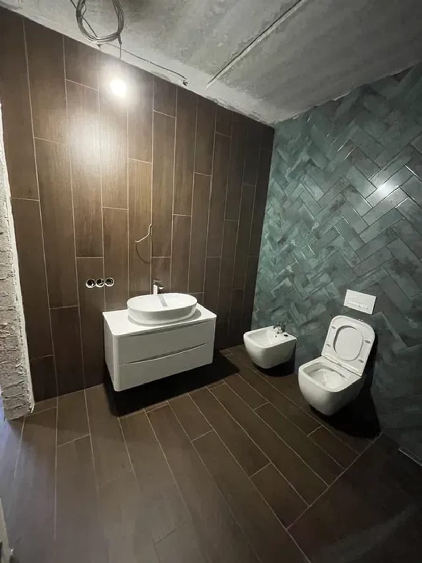 Плиточник/укладання плитки/професійно