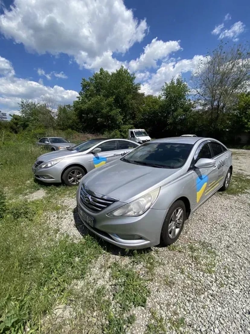Авто під таксі !