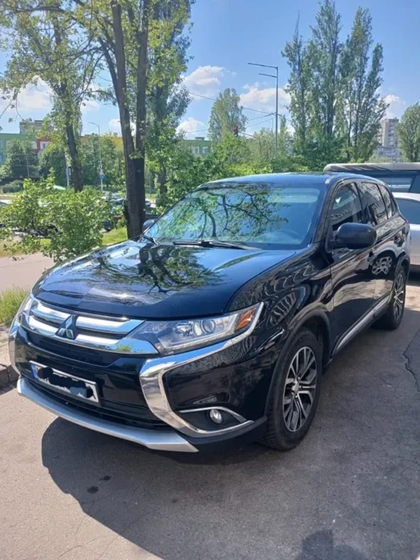 Mitsubishi Outlander від 1500грн