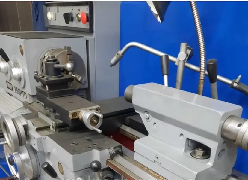 Токарні роботи по металу Бровари