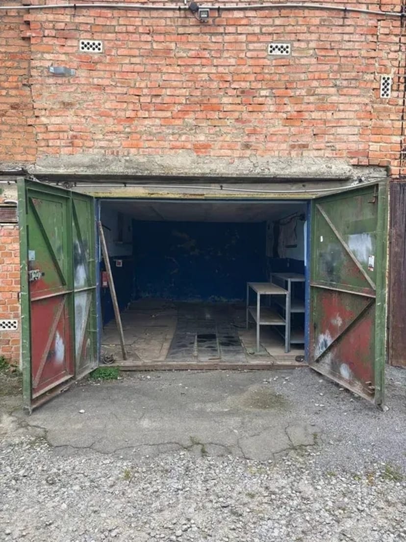 Гараж для вашого авто — чудовий варіант для зберігання, доступно та вигідно